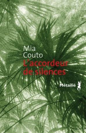 L'accordeur de silences de Mia Couto - Grand format